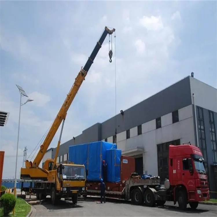 马尔康50吨吊车吊一次多少钱